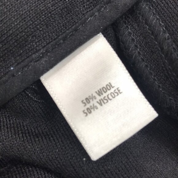 St. John Collection Milano Knit Side Slit Crop Pants - Picture 9 of 12